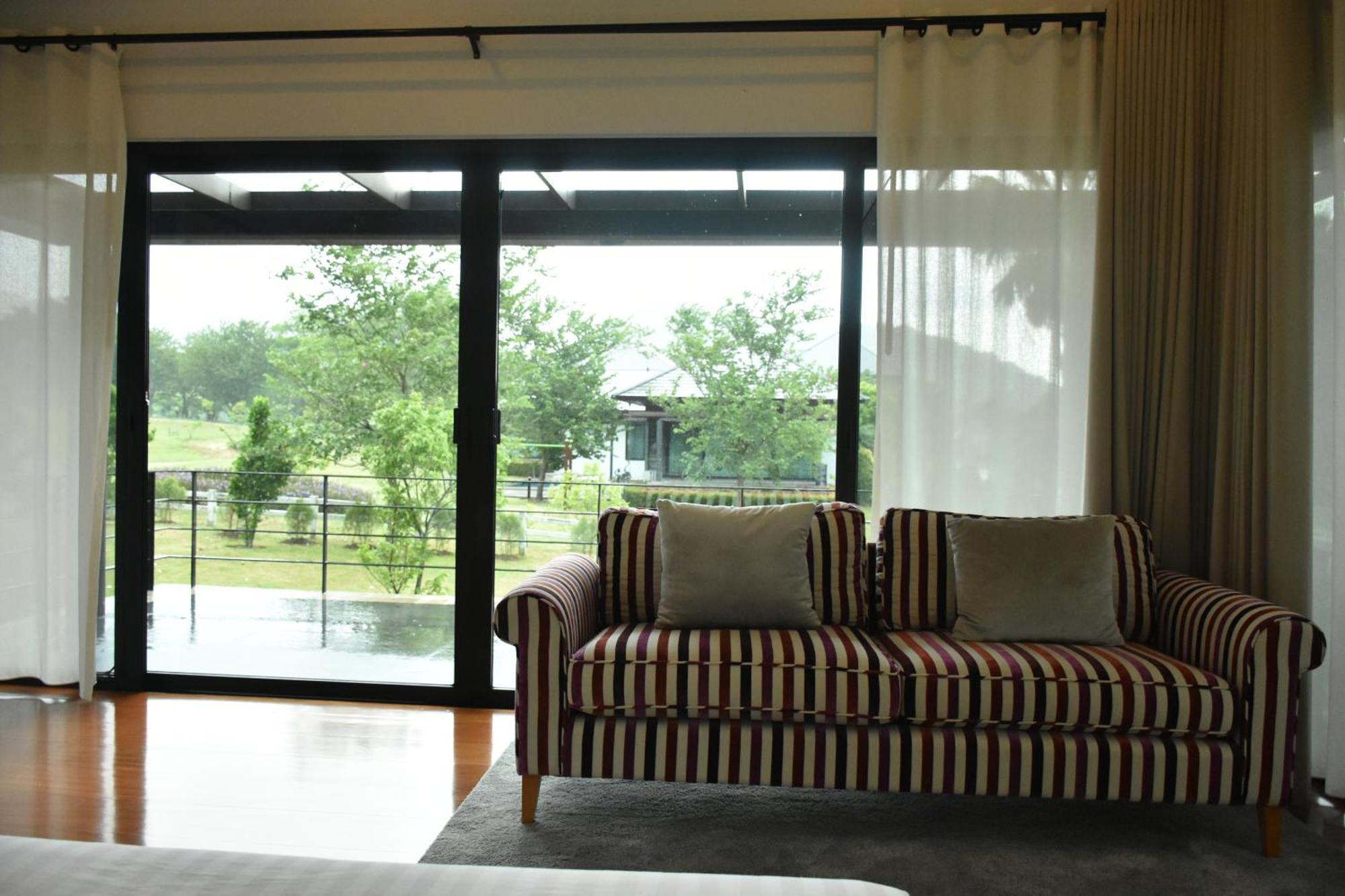 Monlada Khaoyai Hotel Mu Si Exterior photo